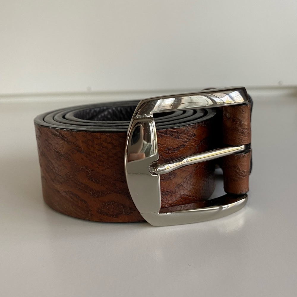 Variety of Men’s 100% Genuine Leather Belts (Excellent Condition)